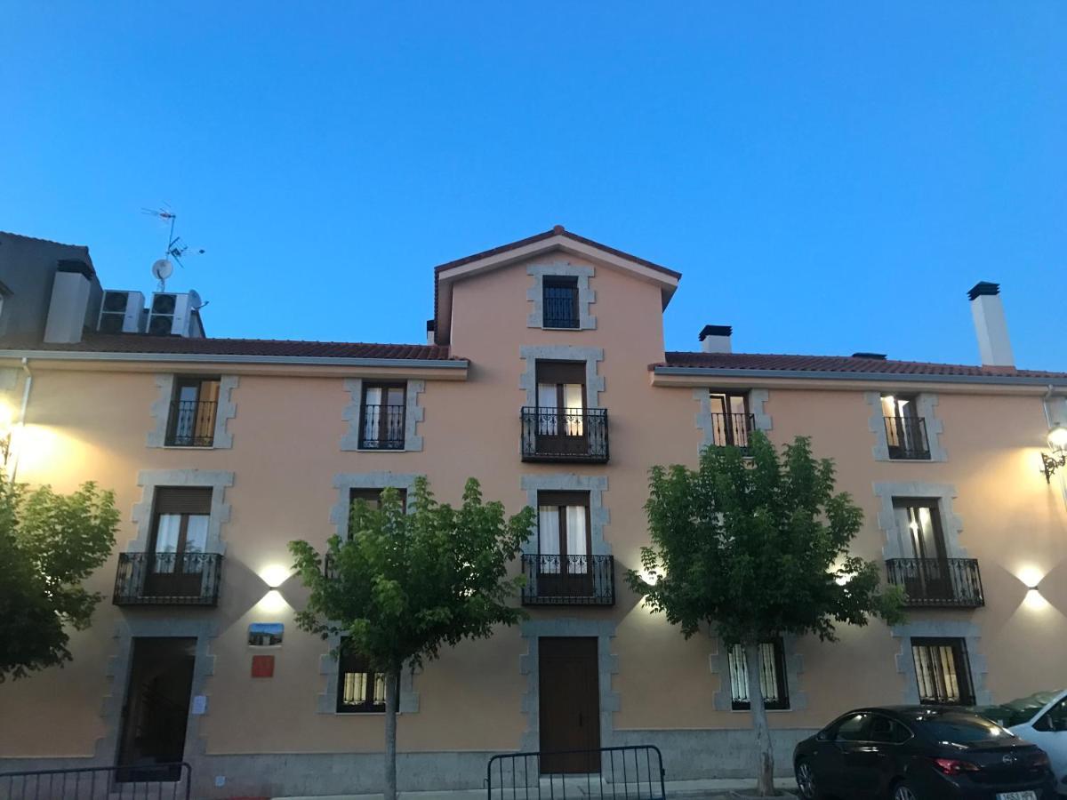 Apartamentos Turisticos Escorraladas Baltanas Ngoại thất bức ảnh