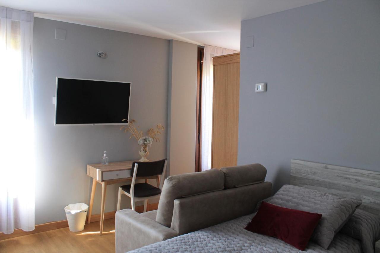 Apartamentos Turisticos Escorraladas Baltanas Ngoại thất bức ảnh