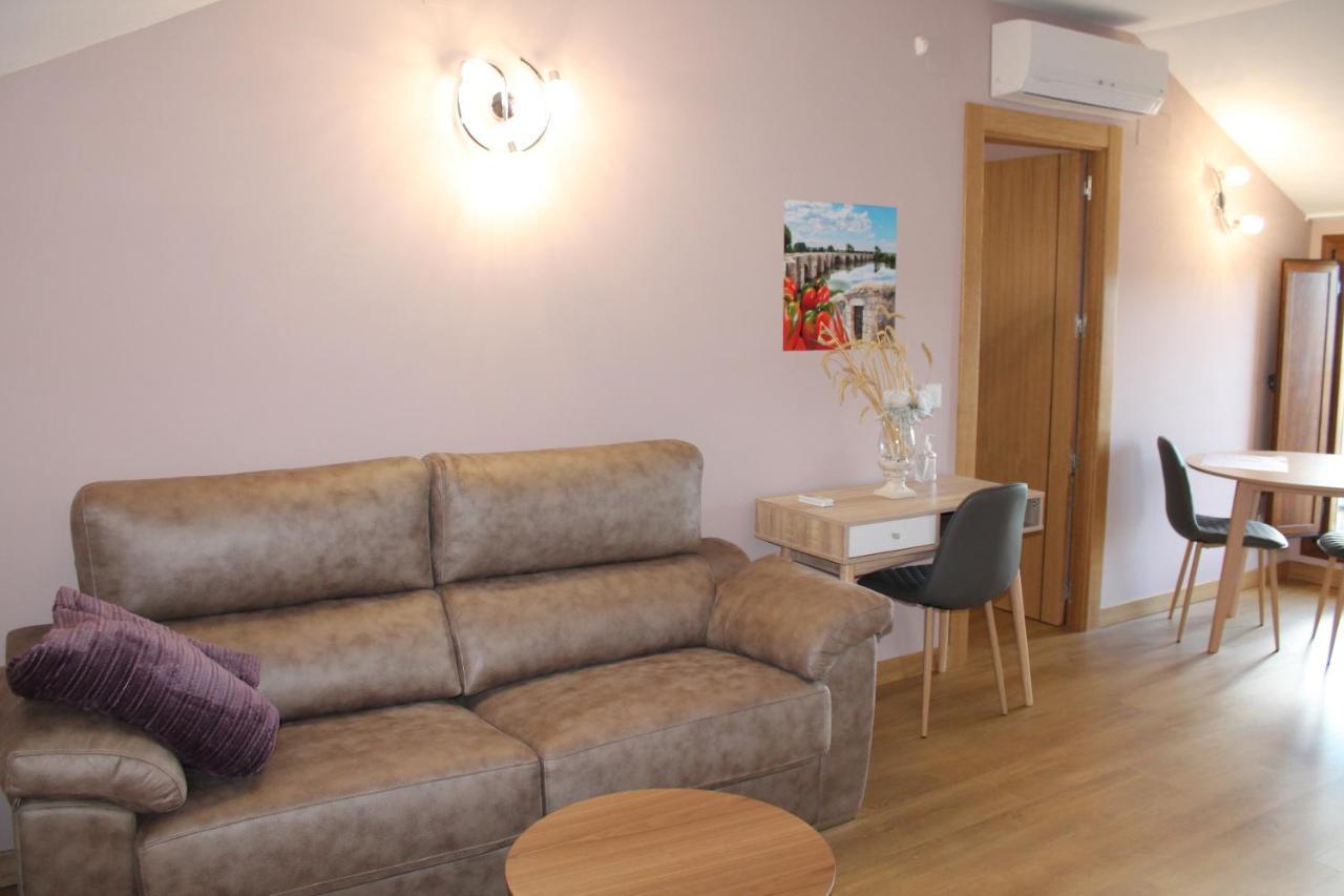 Apartamentos Turisticos Escorraladas Baltanas Ngoại thất bức ảnh