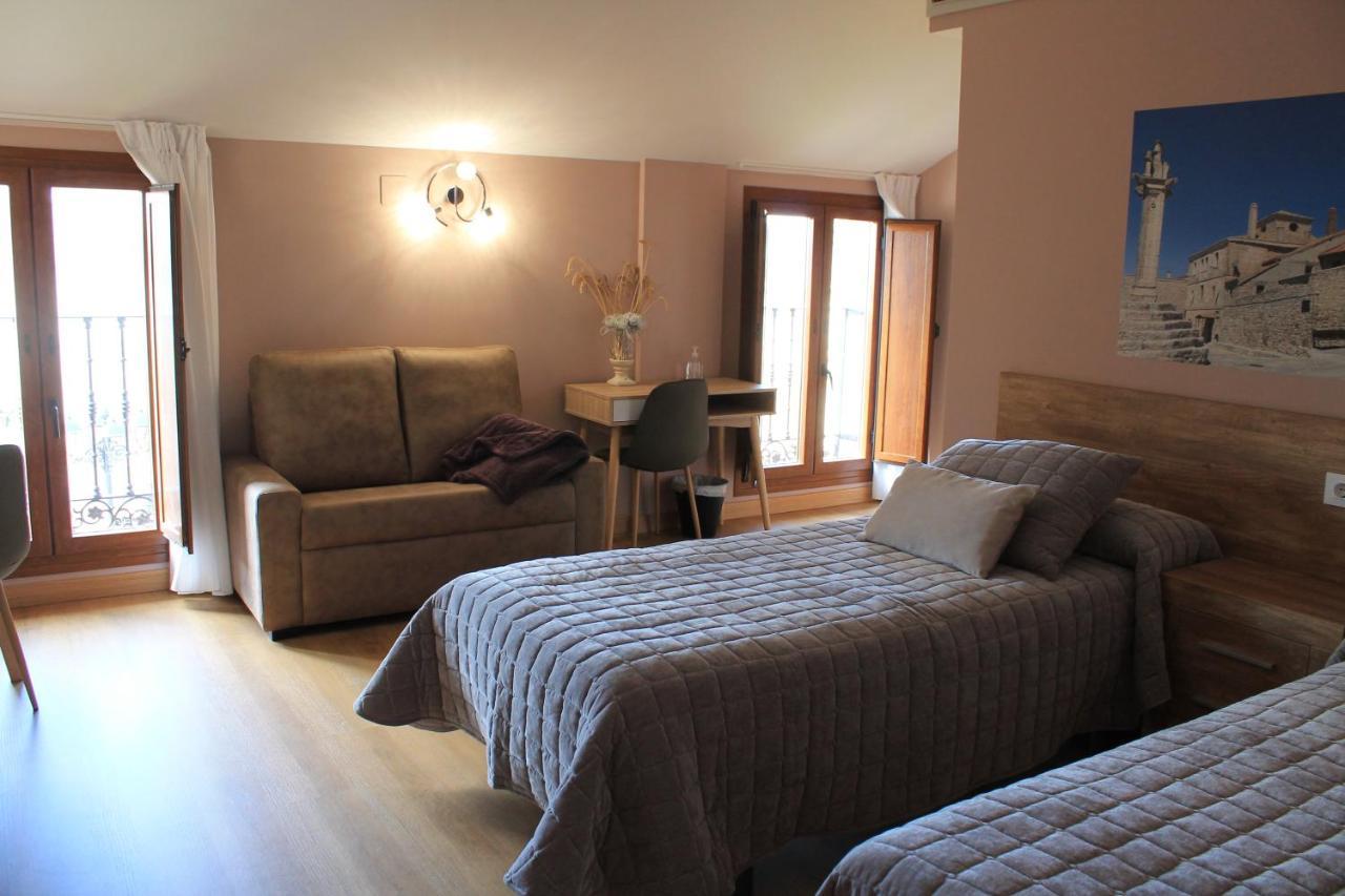 Apartamentos Turisticos Escorraladas Baltanas Ngoại thất bức ảnh